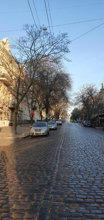 Апартаменты На Греческой Одеса Екстериор снимка